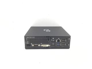 E704010-0 PC FUJITSU ESPRIMO Q558