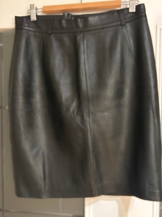 Falda de piel Loewe negra