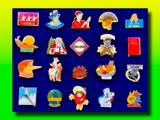 Lote de 20 pins variados