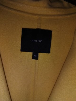 Abrigo Amitié Amarillo Talla XL