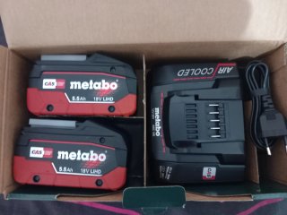 Set 2 Baterías Metabo 18V 5.5Ah y Cargador