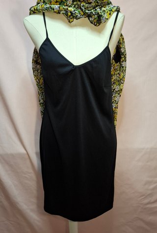 Vestido Floral VILA con Forro Desmontable