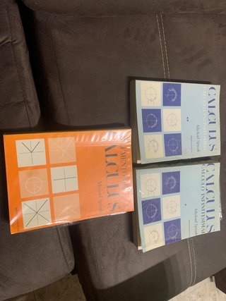 Calculus de Spivak. Tomos I y II y suplemento.