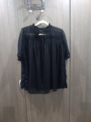 Blusa Negra Manga Corta