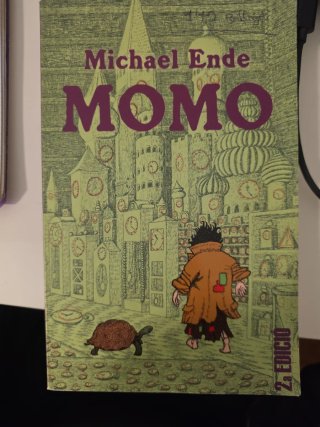 Momo o l'estranya història dels lladres de temp...