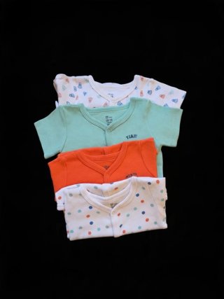Conjunto de 4 Bodies Manga Curta