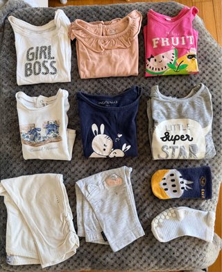 Lote 10 peças de roupa menina 6-9 meses