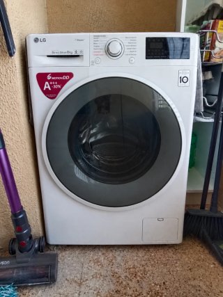 Lavadora LG 8kg Direct Drive