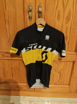 Equipación Ciclismo Scott