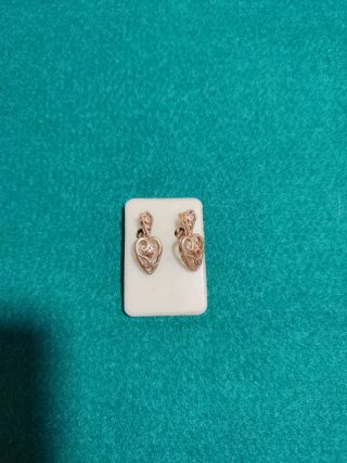 Pendientes con forma de corazón