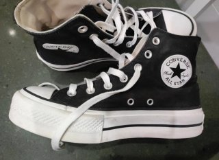 Converse All Star Negras con Plataforma
