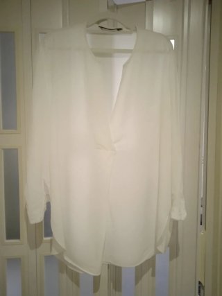 Blusa Blanca Manga Larga