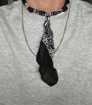 Collar Pañuelo Bandana Negro y Blanco