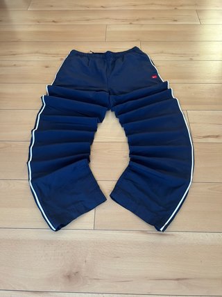 Pantalones Anchos Nike Vintage