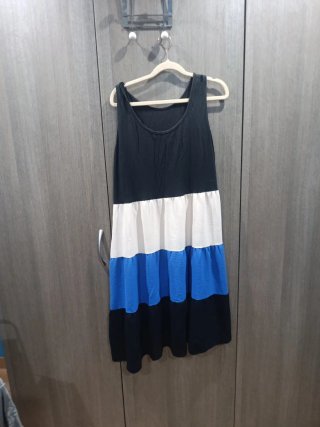 Vestido playero tricolor