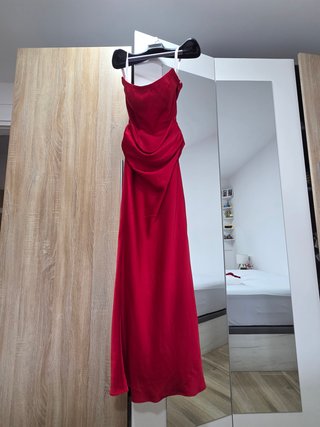 Vestido Elegante Color rojo Vino