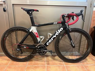Bicicleta Cervélo S5 con Ruedas Mavic 404