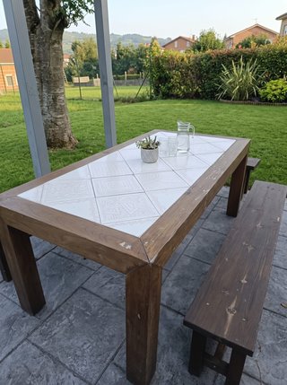 Mesa de Jardín de Madera con 4 Bancos