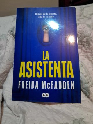 La asistenta