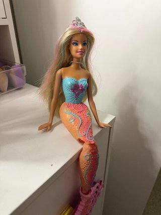 Barbie Sirena Mattel 2012