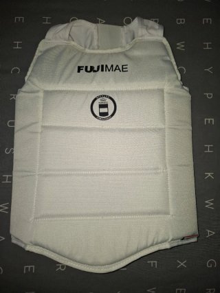 Protección de Tórax Karate FUJIMAE