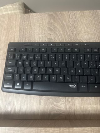 Teclado Inalámbrico Logitech Silent Touch