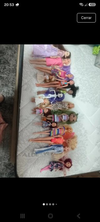 Lote de 16 Muñecas Barbie