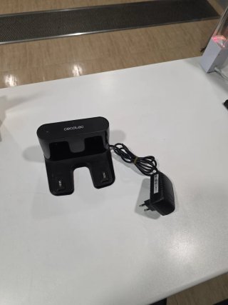 Base de Carga y Cargador para Conga 3090