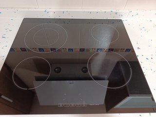 Placa Vitrocerámica con Touch Control
