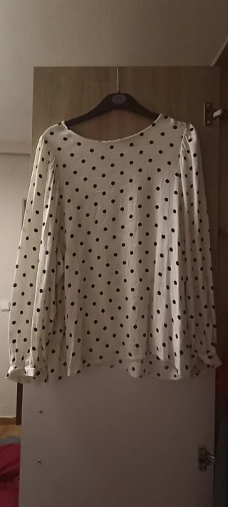 Blusa Blanca de Lunares Negros Primark