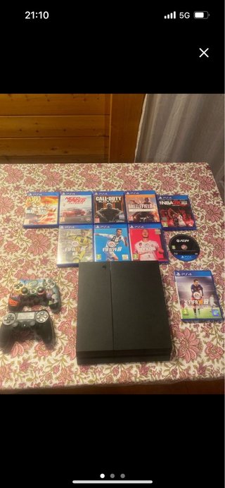 PS4 (PlayStation 4) Slim 500GB + 2 Mandos + 10 Jue