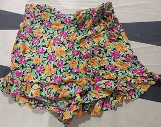 Falda pantalón con estampado de flores