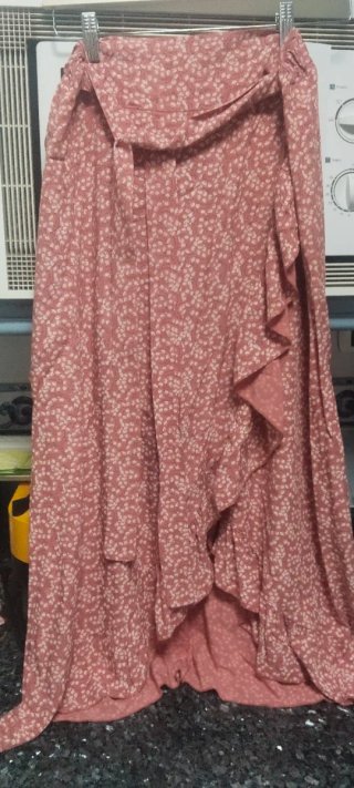 Falda larga con estampado floral