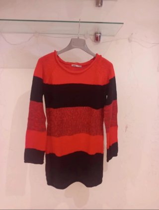 Vestido de punto rayas rojo y negro