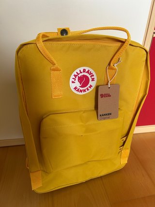 Mochila Fjällräven Kånken Amarilla