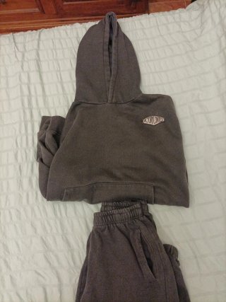 Chándal completo gris para niño zara
