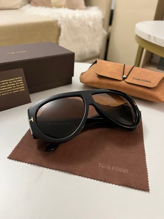 Gafas de sol Tom Ford negras
