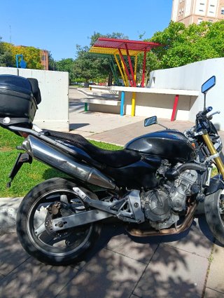 Honda CB600F Hornet. Completamente revisad