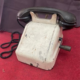 Antico telefono industriale Saba