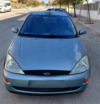 Ford Focus 2002 llamar “655382106”