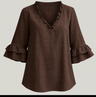 Blusa Marrón con cuello pico ,mangas con volantes