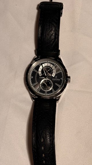 Reloj Festina Negro y Plateado