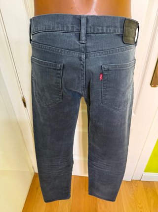 Vaqueros Levi's 511 W33 L32 Gris