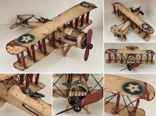 Biplano Vintage de Metal