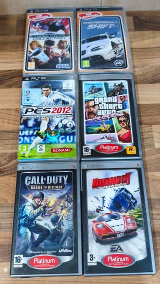 6 Cajas Vacías de Juegos PSP con Manuales