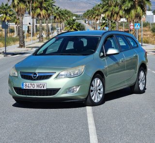 Opel Astra 2011