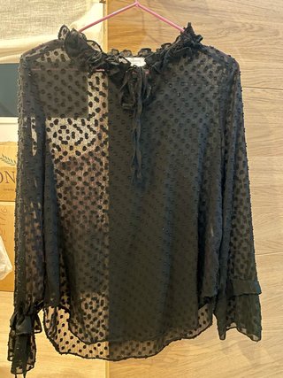 Blusa negra