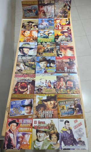 Lote de 24 Películas en DVD