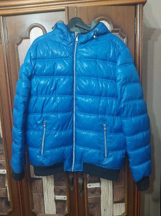 Cazadora Plumas Azul Eléctrico XL