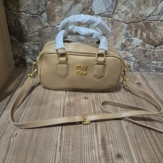 Bolso de mano Miu Miu beige